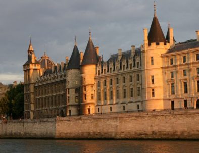 Conciergerie-sunset