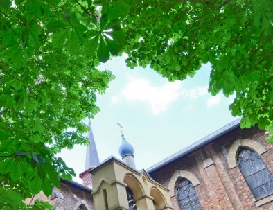 Buttes-Chaumont-eglise-russe